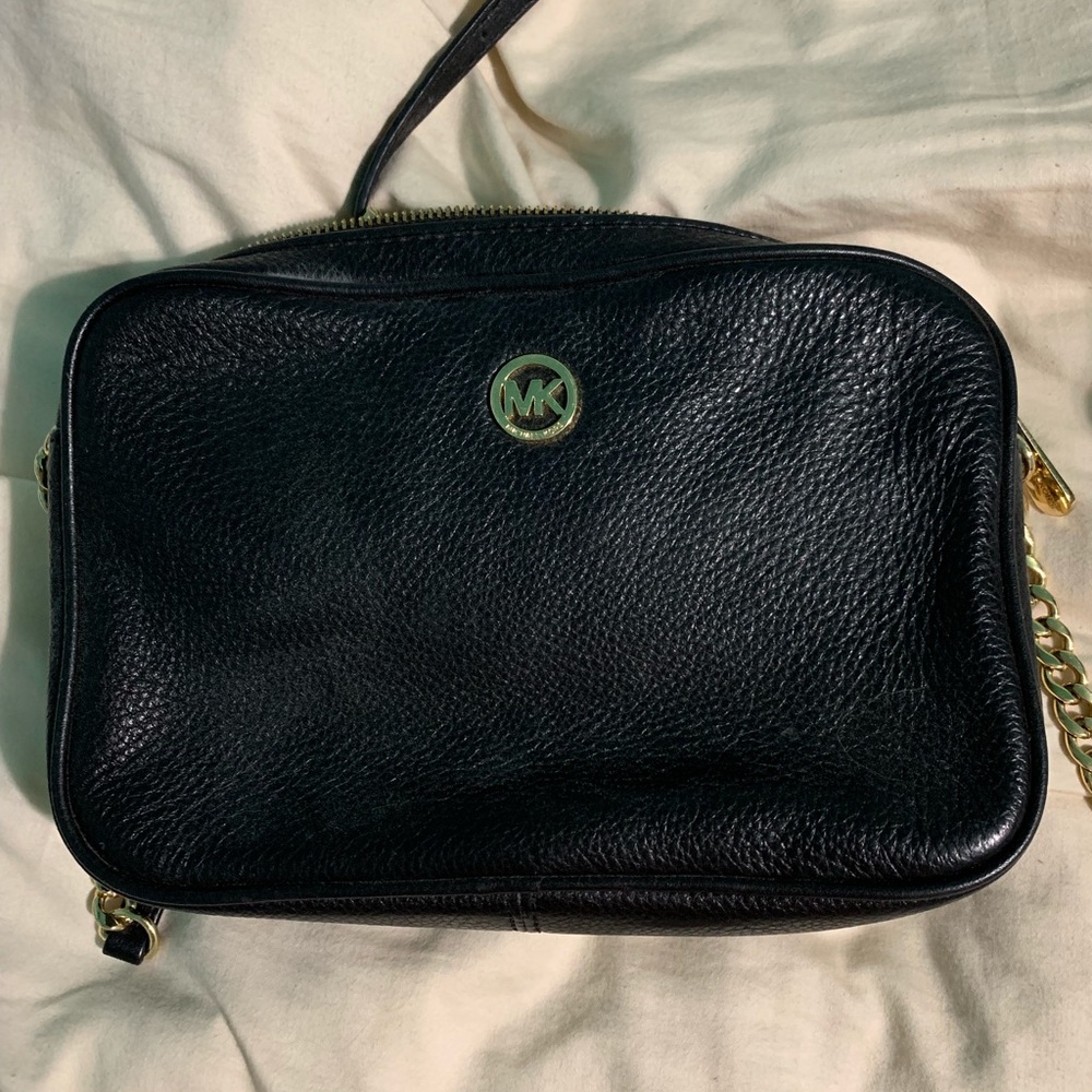 Micheal Kors Crossbody